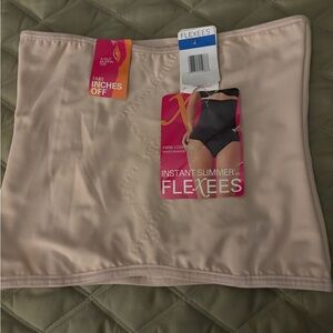 Flexees Shapewear in Cream